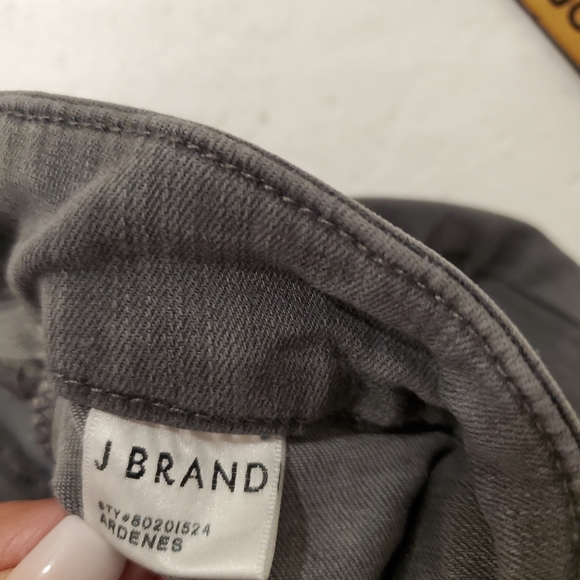 J Brand jeans🥳🥳4X HOST PICK🥳🥳 - Picture 4 of 5